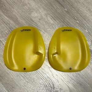 Finis agility paddles